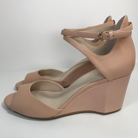 Cole Haan Shoes - HP🎉 Cole Haan Wedge Sandal Sadie Grand Size 10